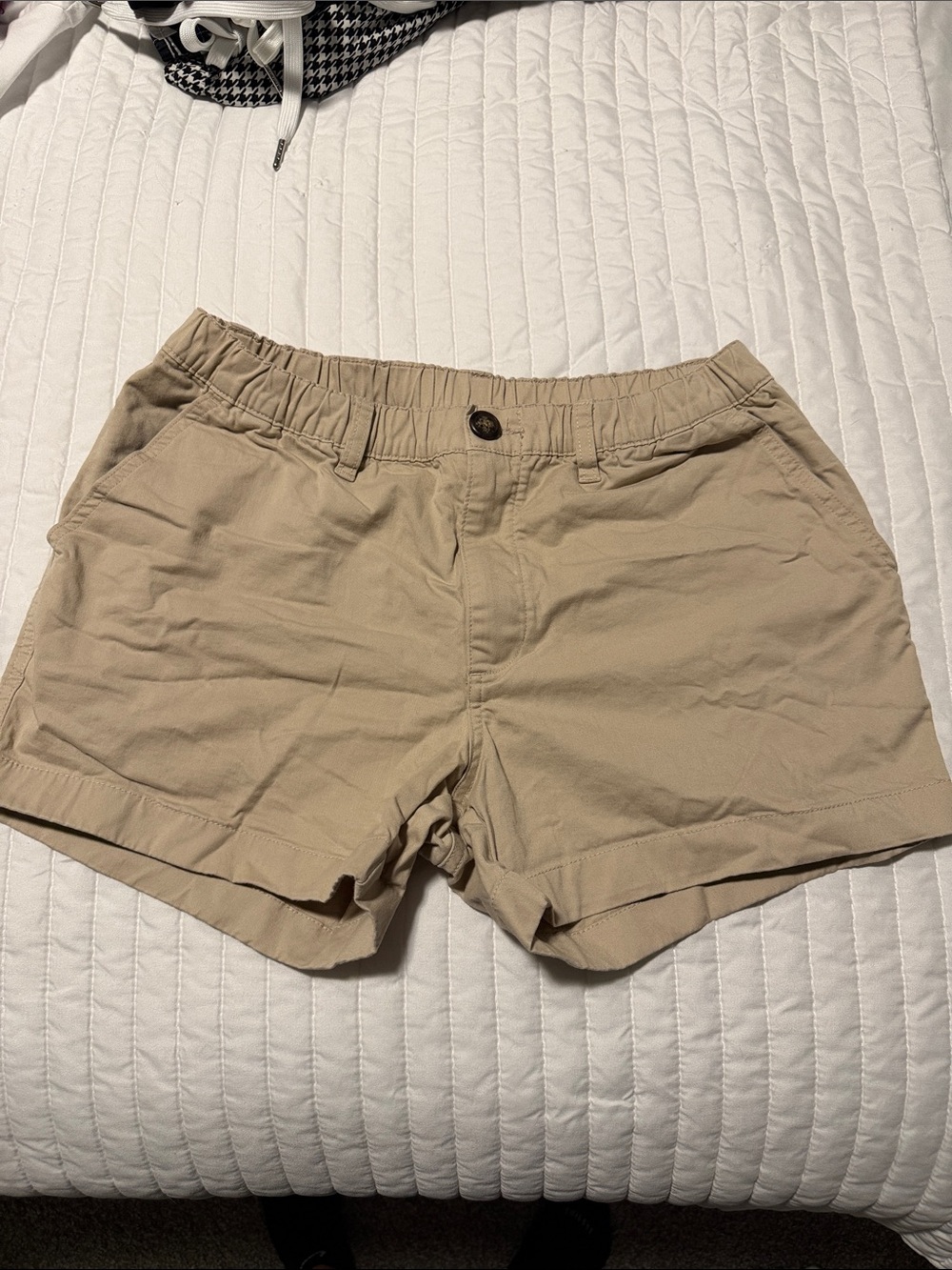 chubbies 4” regular fit Tan Shorts size medium men’s